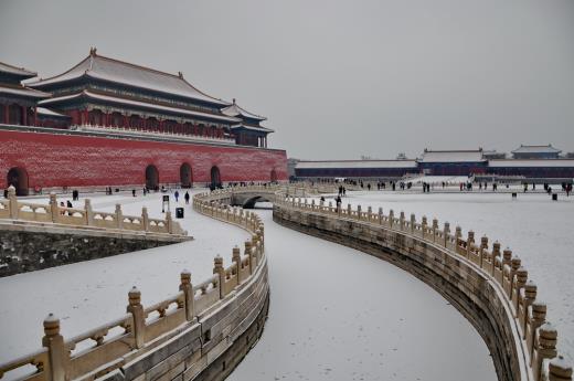 霸气高冷的短句：就别去碰那杯热水…